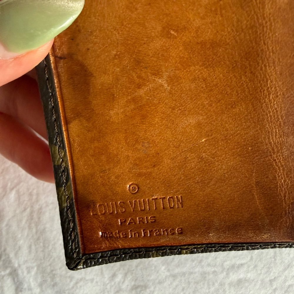 Louis Vuitton Brown and Black Bi-Fold Leather Wallet - Picture 3 of 8